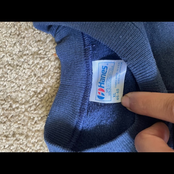 Vintage monastery sweater - Picture 3 of 3